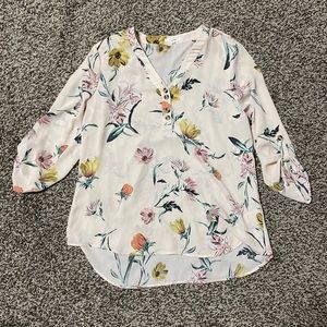 Maurice’s Floral Blouse - Size Medium